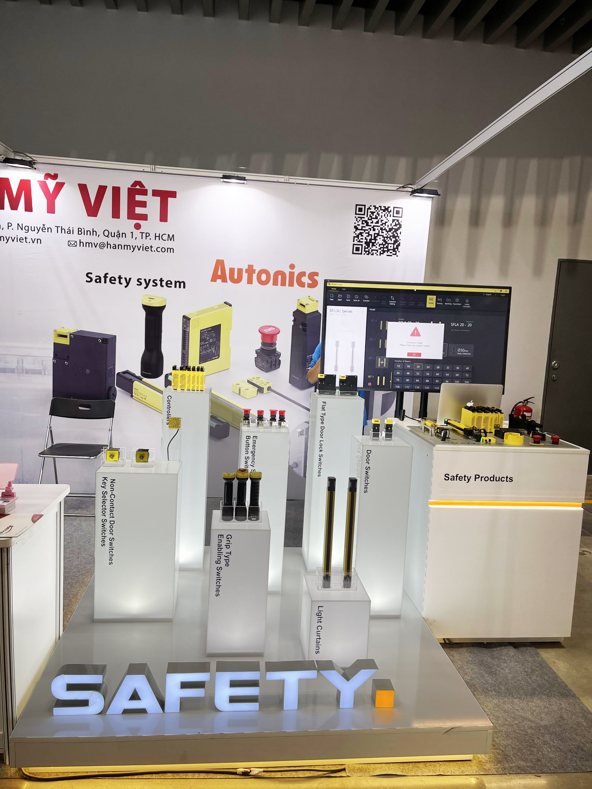 Gian hàng HMV trưng bày thiết bị an toàn Autonics tại SEcutech Việt Nam 2024