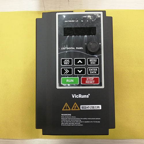 Vicruns 인버터 VD520-4T-3.7GB/5.5PB