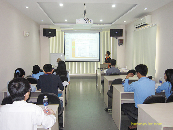 The Sales Training Course “Selection guide and consultation about AUTONICS products”